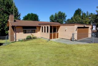 10215 11th Ave, Seattle WA  98166-1802 exterior