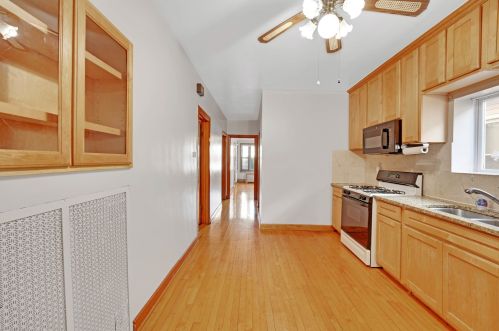 2818 72 Ct, Chicago IL 60707-1507 exterior