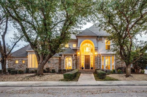 17916 Castle Bnd Dr, Dallas TX 75287-6800 exterior
