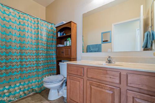 2334 Carter Rd, Phoenix AZ 85041-6057 exterior