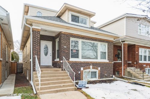 5017 Nelson St, Chicago, IL 60641-5044