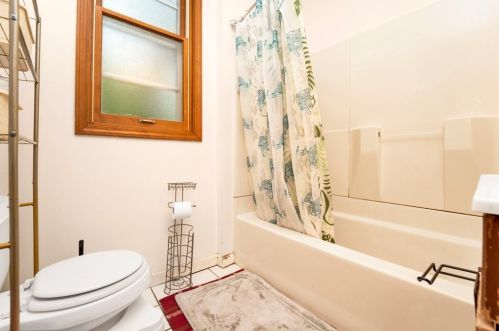 10318 Prospect Ave, Chicago IL 60643-2825 exterior