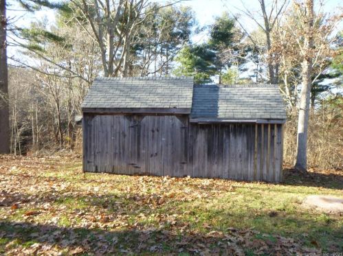 25 Basley Rd, Killingly CT 06239-2010 exterior