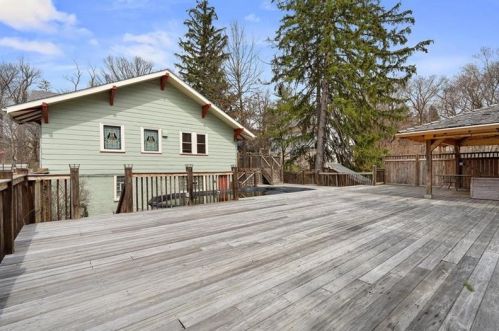 276 Frst Grv Rd, Moon Twp PA exterior