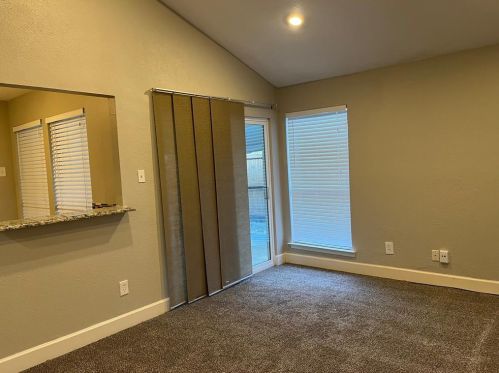 3033 Airhaven St, Dallas TX  75229-2450 exterior