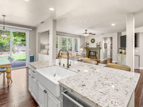 4730 Freno Way, Folsom CA 95762-7524 exterior