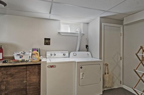 73 Gray St, Providence RI 02904-4702 exterior