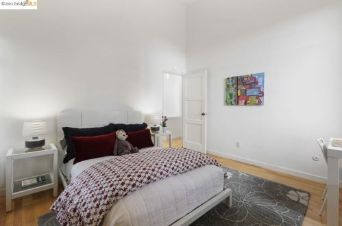 495 Grizzly Peak Blvd, Berkeley CA 94708-1547 exterior