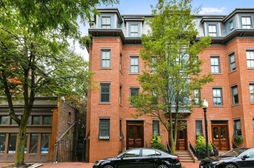 82 Dartmouth St, Boston MA exterior