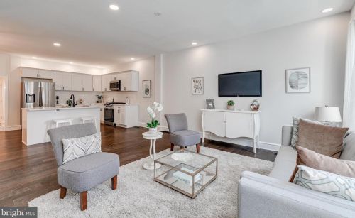 1619 6th St, Philadelphia PA  19122-2910 exterior