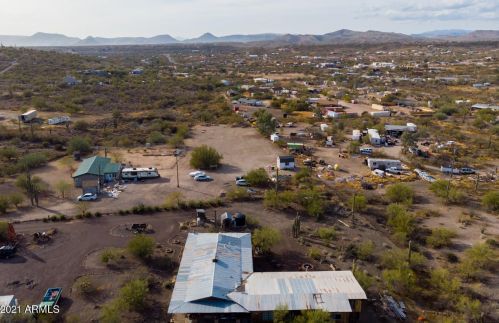 47713 29 Ave, Phoenix AZ 85087-9638 exterior