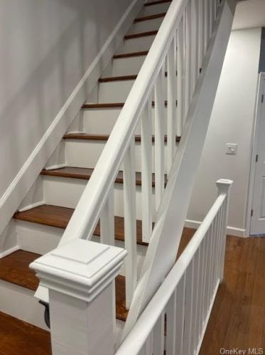 371 198 St, Bronx NY 10458-3103 exterior