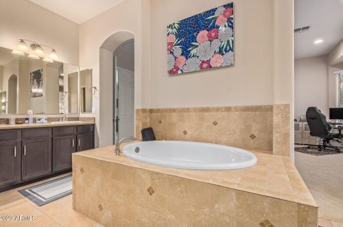 1461 Carriage Ln, Chandler AZ 85224-1103 exterior