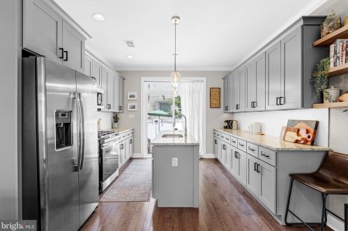 2616 Collins St, Philadelphia PA 19134-3709 exterior