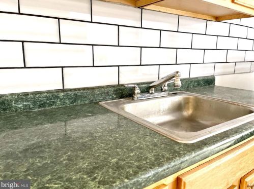 1432 Cheltenham Ave, Philadelphia PA  19124-1102 exterior