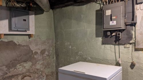 71 Addison St, Chelsea MA  02150-1928 exterior