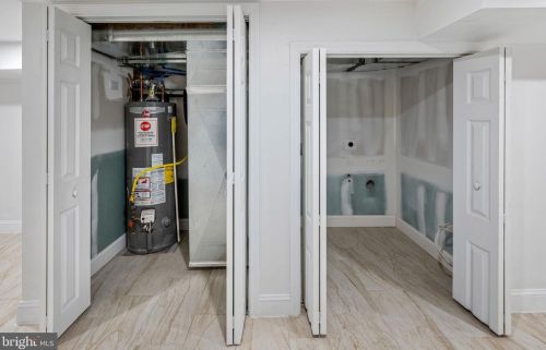 2267 Cambria St, Philadelphia PA 19134-4232 exterior