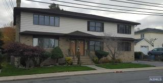 338 5th St, Saddle Brook NJ  07663-6330 exterior