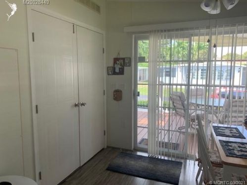 8702 Crown Dr, Boynton Beach FL 33436-7507 exterior