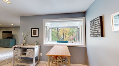 525 Penn Vista Dr, Pittsburgh PA  15235-4242 exterior