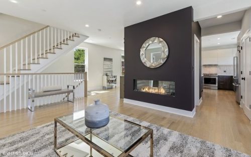 715 48th St, Chicago IL 60609-1803 exterior