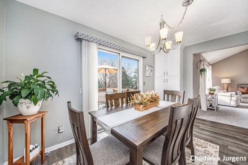 5542 Thoroughbred Dr, Wyoming MI 49418-8309 exterior