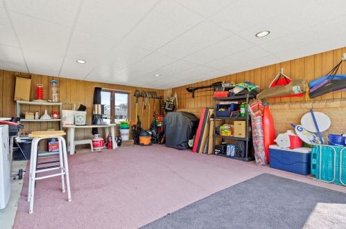 3633 100, Milwaukee WI 53222-2430 exterior