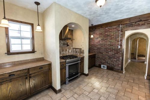 9329 Althea Ave, Saint Louis MO 63123-4421 exterior