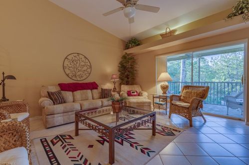 8360 Heritage Links Ct, Naples, FL 34112-2797