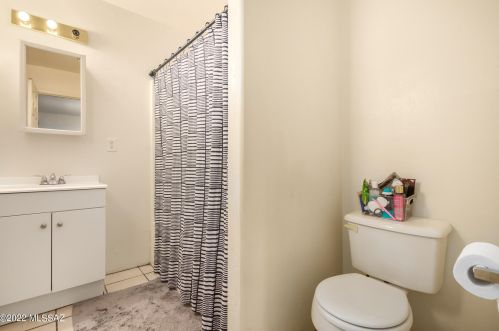 509 Cherokee, Tucson AZ 85745-2317 exterior