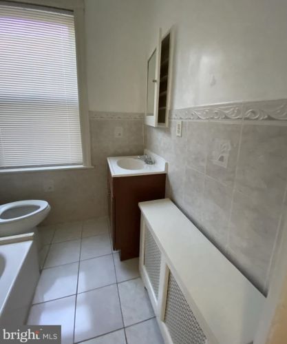 2107 65 St, Philadelphia PA 19142-2028 exterior