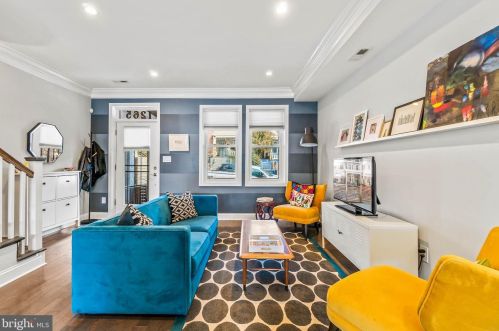 1265 Owen Pl, Washington DC 20002-2807 exterior