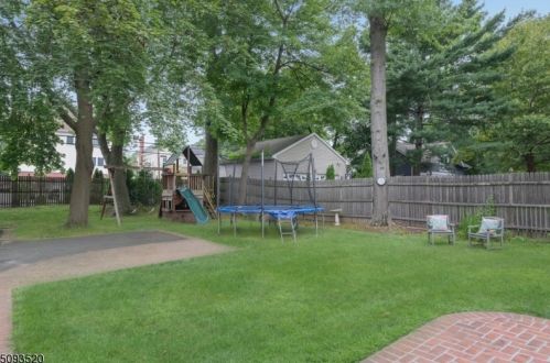 202 Lorraine Ave, Montclair NJ 07043-1915 exterior