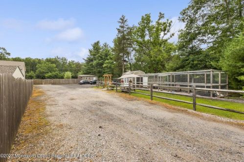 204 Bennetts Mills Rd, Jackson Twp NJ 08527-4260 exterior