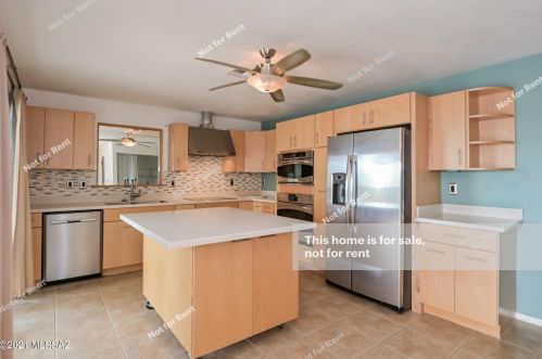 7005 Camino De Ln Tierra, Tucson AZ 85705-1008 exterior