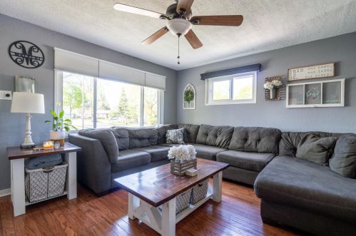 6520 Ohio Ave, Milwaukee, WI 53219-4246