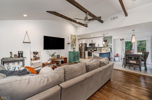 2930 Eleanor Ter, Atlanta GA  30318-6014 exterior