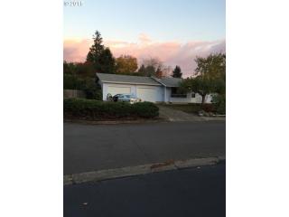 3645 Stark St, Eugene OR  97404-1057 exterior