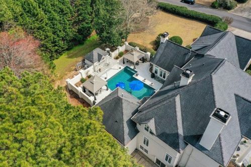 445 Darrow Dr, Duluth GA 30097-2430 exterior