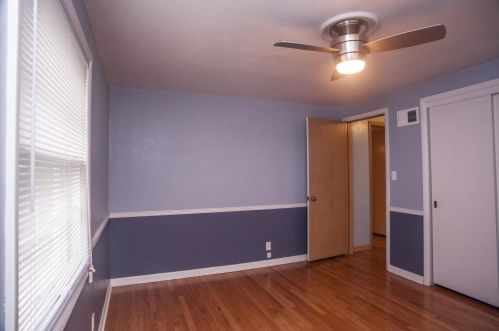 4220 86, Milwaukee WI 53222-1704 exterior