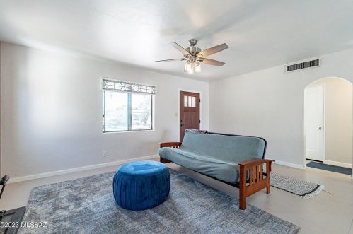 2221 2 St, Tucson AZ 85711-1058 exterior