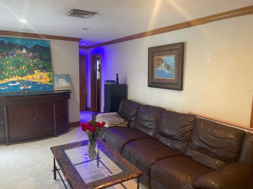 498 25th Ter, Boca Raton, FL 33431-7555