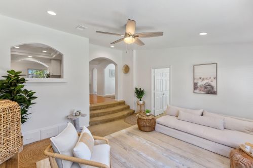 1006 Cassidy St, Oceanside CA 92054-6031 exterior