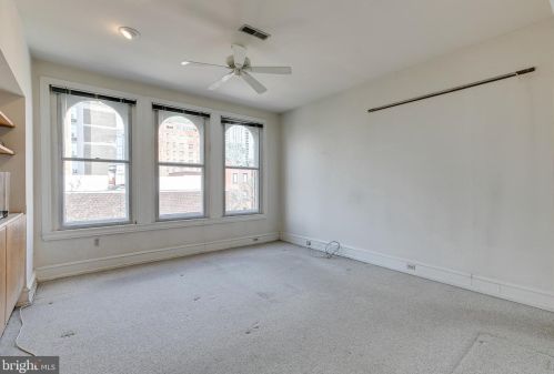 2302 Locust St, Philadelphia PA 19139-4517 exterior