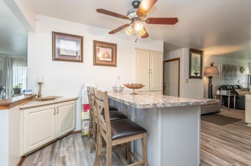 6936 89th St, Milwaukee WI  53224-4702 exterior