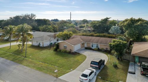 1502 Minorca Ave, Fort Pierce, FL 34952-4912