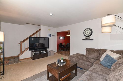 4947 Colonial Ct, Milwaukee WI exterior