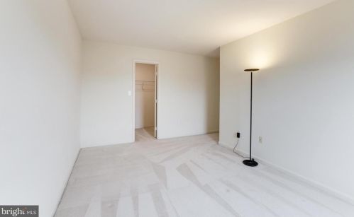 43195 Parkers Rdg Dr, Leesburg VA 20176-5132 exterior