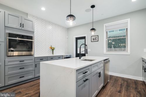 1313 29 St, Philadelphia PA 19121-4503 exterior