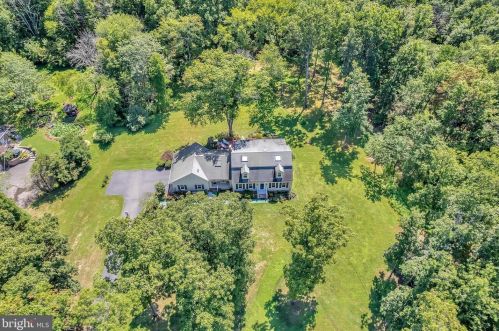 13 Cleveland Rd, Princeton NJ 08540-7420 exterior